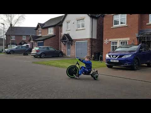 me on my new huffy green machine drift trike