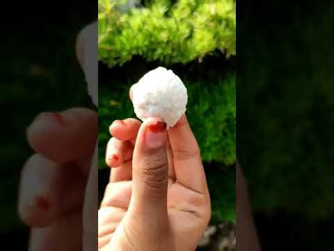 unboxing of raffaello 😋