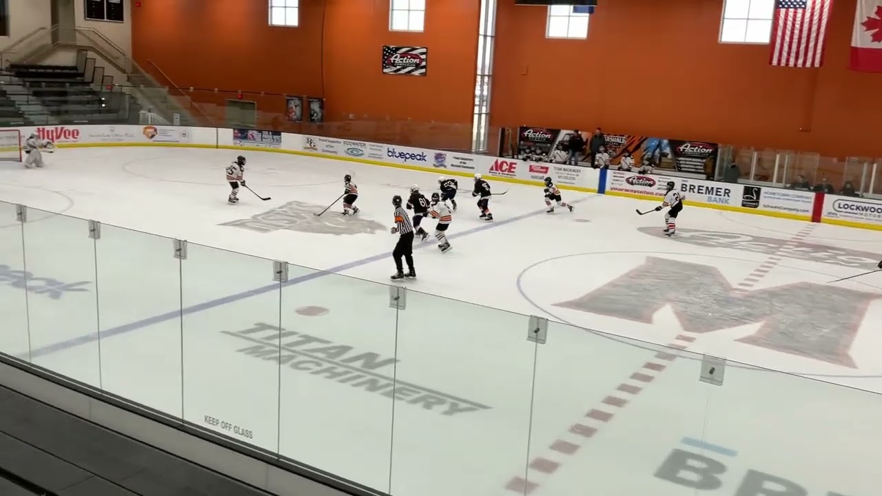 Game 31 Marshall 5-4: Parker scores Ashton assist