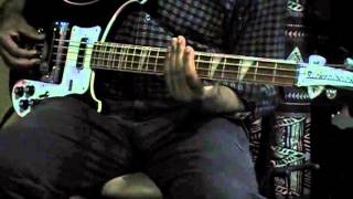 Tones On Tail - Movement Of Fear bass tutorial