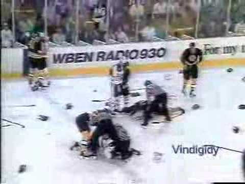 Cam Neely vs Lindy Ruff