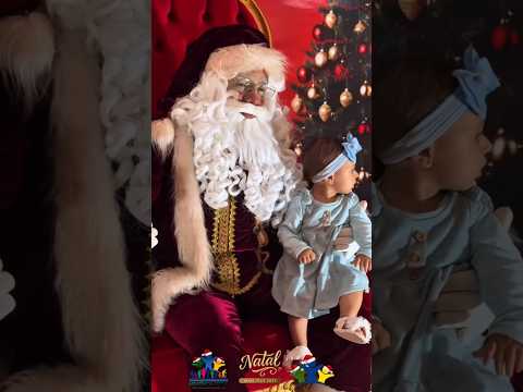 Nevou em Itaguari-GO, com Papai Noel e seus ajudantes