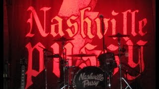 Nashville Pussy  &quot; Everybody&#39;s Fault But Mine &quot;   ( Live a Bordeaux )  13/07/2017
