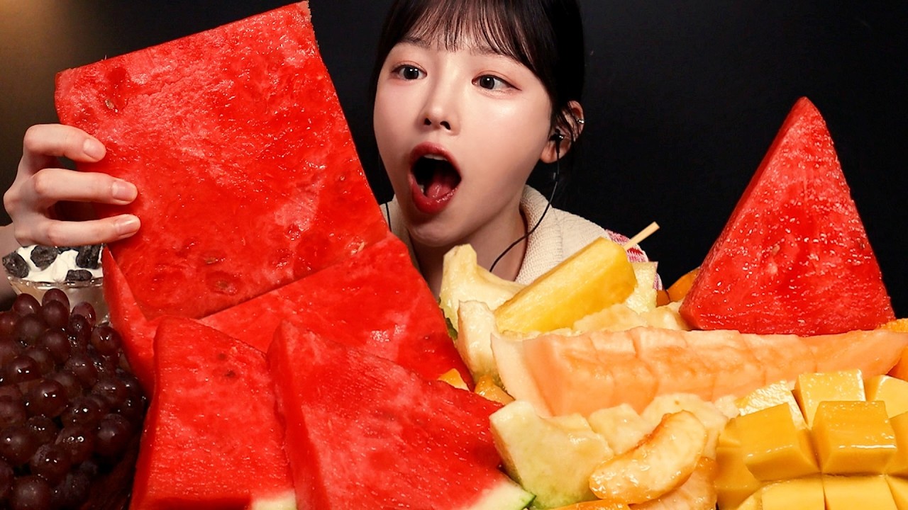 SUB)수분폭발 달달한 과일 먹방!🍉수박 망고 멜론 복숭아 포도 파인애플까지 비타민 충전하는 날 Fruit Mukba