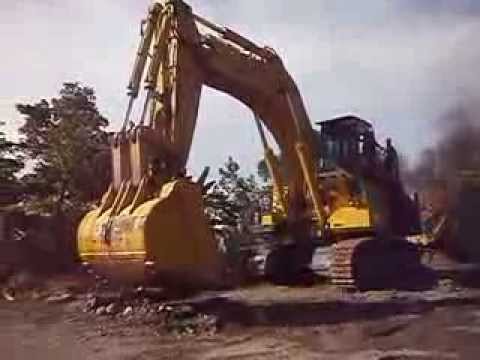 PC1800-EX071 Running Machine at Emeco Kariangau