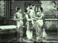 Vedhala Ulagam Odi Vilayadu Papa Song
