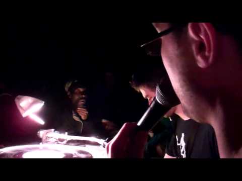 Dubkasm @ Roots - Bristol - 16/12/10 (4 of 6)