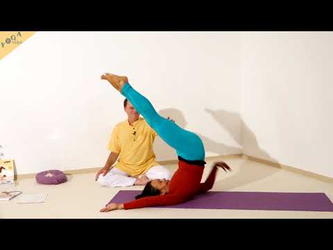 Schulterstand mit Armen am Boden - Yoga Asana Lexikon
