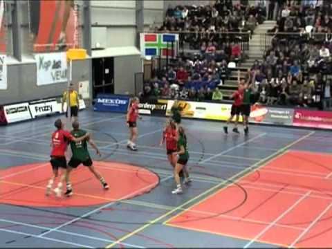 NIC wint korfbalderby van DOS\'46.