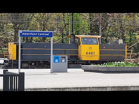 treinen op station Amersfoort Cs op 24 April 2023