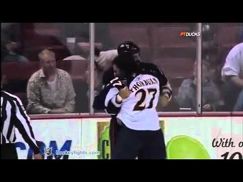 10-15-10 George Parros fight vs Chris Thorburn