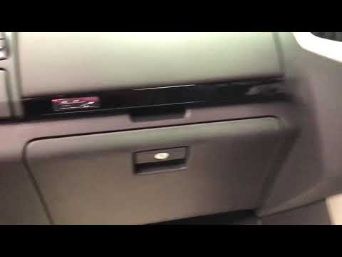 ISUZU D-MAX and MU-X glove box removal.