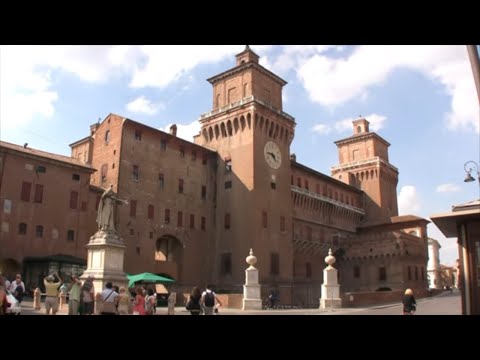 Ferrara Italy • Ferrara Tour Including the Castello Estense in Ferrara Italia