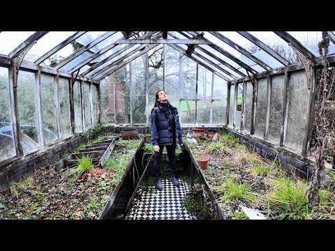 Exploring the Abandoned Outbuildings at Duncombe House | Full Tour