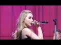 Sabrina Carpenter Thumbs Kelly Ryan LIVE