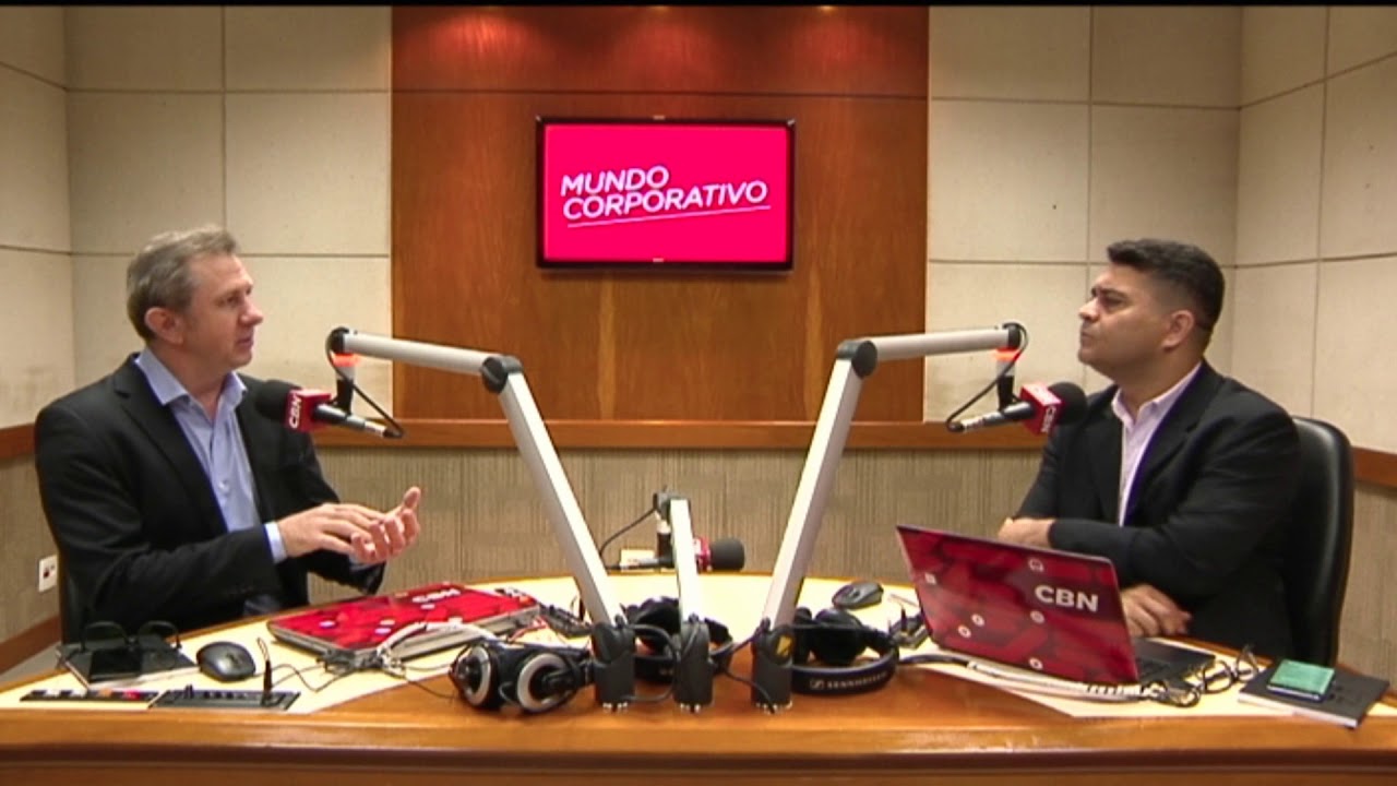 Mundo Corporativo: "Ser humano não faz duas coisas ao mesmo tempo", diz Luciano Salamacha