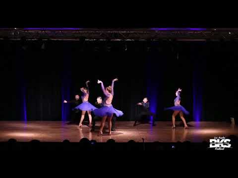 ALMA LATINA PRO FROM TIJUANA MEXICO - PERFORMING QUE MANERA DE QUERERTE AT BKS 2016