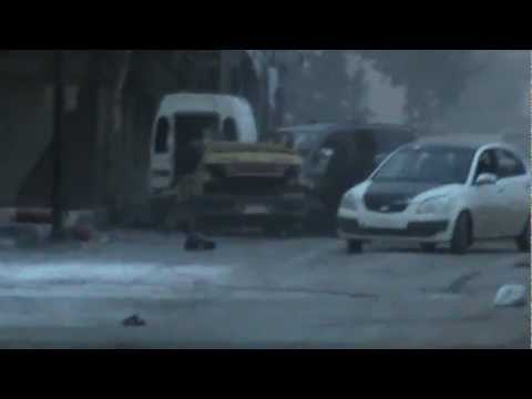 مشاركة كتائب ثوار الغوطة الشرقية بإسعاف الجرحى المدنيين نتيجة القصف على بلدات الغوطة الشرقية في ريف دمشق