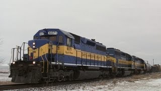 preview picture of video 'DM&E 6071 East (Three DM&E SD40-2) on 1-13-2013'