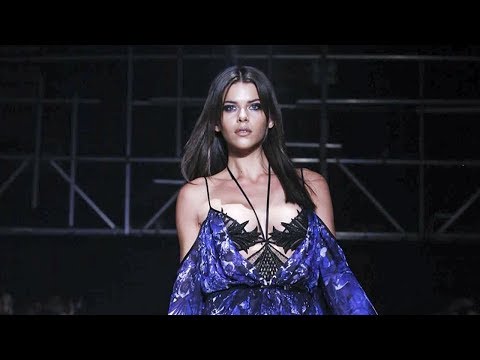 Julien Macdonald | Spring Summer 2018 Full Fashion Show | Exclusive