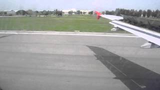 preview picture of video 'CRAZY! Golf Course between Runways on Bangkok Airport Don Mueang'