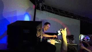 DANNIC & DBSTF - Noise