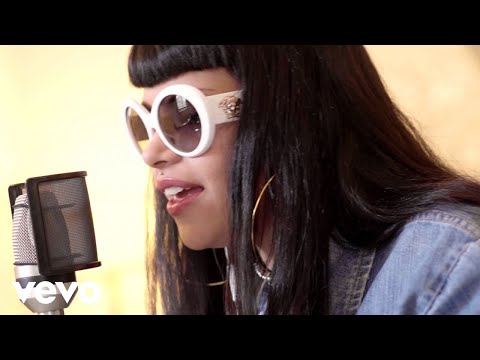 Tomasa Del Real - "Barre con el Pelo" (Room Service)