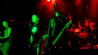 The Huntingtons - I Just Wanna Have Something To Do / I Don't Like It - NYC 6/15/13