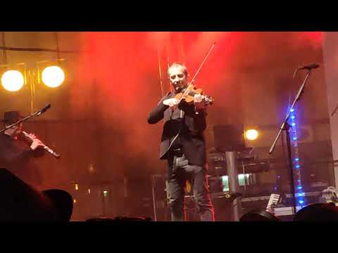 Čechomor - Mezi horami (Nymburk 4.9.2021)