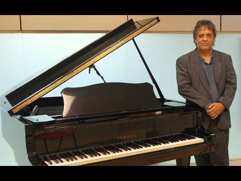 F Comme Femme - Pierre Simões
