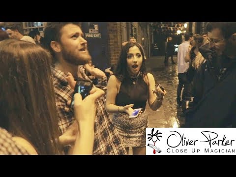 Close Up Magician - Oliver Parker video.