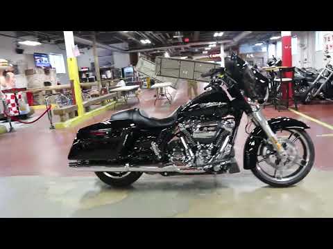 2019 Harley-Davidson Street Glide® in New London, Connecticut - Video 1