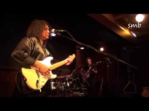 When My Guitar Cries / Lino and friends @ Bluescafe Apeldoorn (NL) 2013-11-01