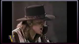 Stevie Ray Vaughan   Ain't gone 'n' give up on love