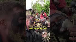 Eating with Tribe in Papua New Guinea 🇵🇬 #travel #papuanewguinea #kurtcaz