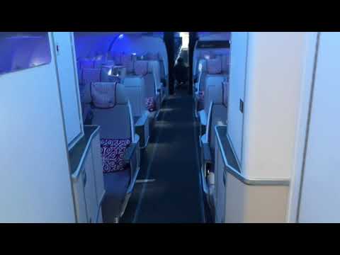 Air Astana, Airbus A321LR: бизнес-класс и эконом класс.