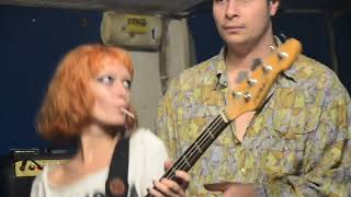 Bande annonce pour un projet de documentaire nommé "FILS DE PUNK"