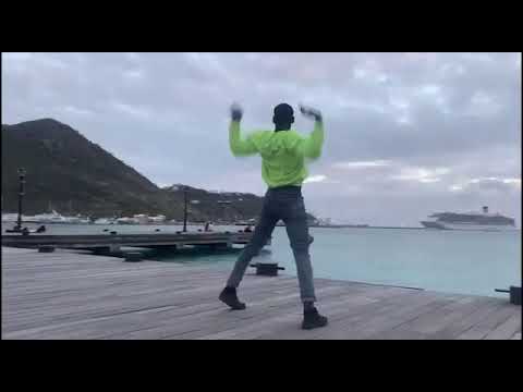 Kenyo Baly - Roll it choreography by Manukiell Edwards