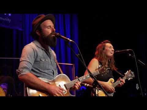 The Waifs - Ironbark (Live on eTown)