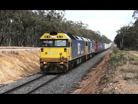 BL33-30 on 7902V nearing Dunolly.  22-09-21.