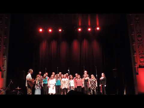 Al sur del atardecer  / Coro Misisipi