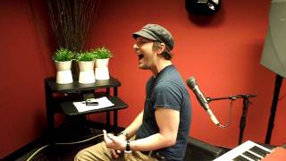 GAVIN DEGRAW SERENADES ME - SAM COOKE "NOTHING CAN CHANGE THIS LOVE"