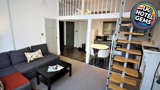 Well Appointed Garden Condo in Kensington Olympia | London, United Kingdom | Hot
