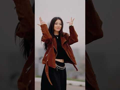 Perfect body with a perfect smile #newsong #dancemusic #hollywood #shorts #viralvideo #romatic