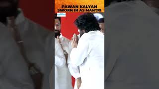 Download lagu Pawan Kalyan Touches Brother Chiranjeevi's Feet, Receives Heartfelt Gestures From PM Modi mp3 Download lagu Pawan Kalyan Touches Brother Chiranjeevi's Feet, Receives Heartfelt Gestures From PM Modi mp3