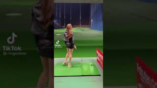 【TikTokまとめ】ミニスカでゴルフはめっちゃエロい