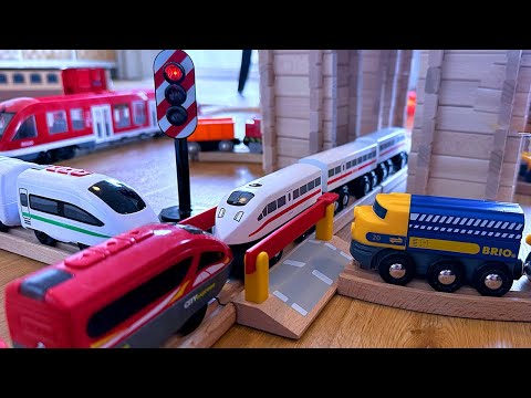 Züge reisen zum Zauberbahnhof | Brio Spielzeug aus Holz für Kinder