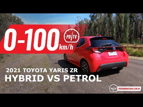 2021 Toyota Yaris (hybrid vs petrol) 0-100km/h & engine sound