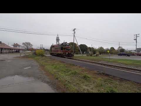 Sweet P5 nc on Mass Coastal #2009 solo at Taylors Pt crossing.