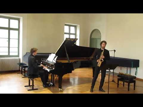 DUO ARIES  - T.  Yoshimatsu  "Fuzzy Bird Sonata,  I.  Run Bird"